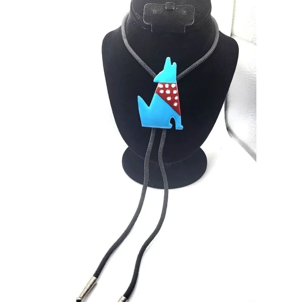Turquoise Blue Enamel Howling Wolf Dog Bolo Necklace 3in band 32in strap